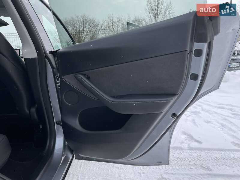 Внедорожник / Кроссовер Tesla Model Y 2024 в Бердичеве фото 32 Внедорожник / Кроссовер Tesla Model Y 2024 в Бердичеве