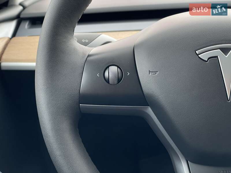 Внедорожник / Кроссовер Tesla Model Y 2024 в Бердичеве фото 44 Внедорожник / Кроссовер Tesla Model Y 2024 в Бердичеве