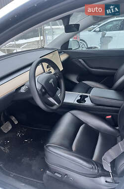 Позашляховик / Кросовер Tesla Model Y 2021 в Тернополі