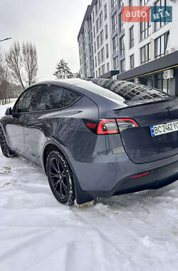 Позашляховик / Кросовер Tesla Model Y 2023 в Львові
