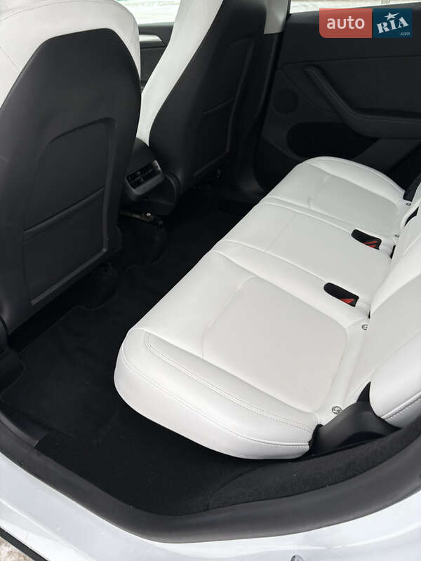 Внедорожник / Кроссовер Tesla Model Y 2024 в Фастове фото 15 Внедорожник / Кроссовер Tesla Model Y 2024 в Фастове