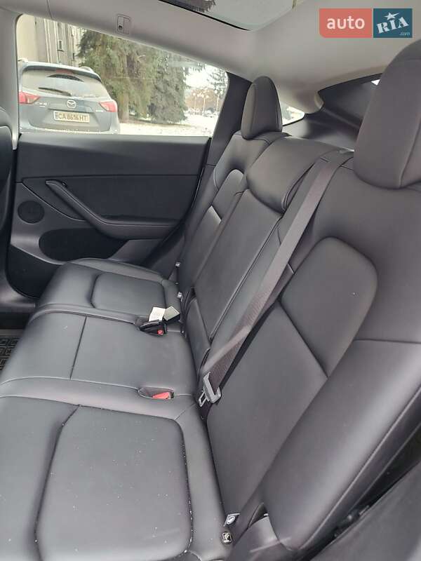 Позашляховик / Кросовер Tesla Model Y 2025 в Смілі