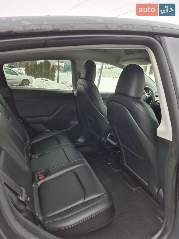 Внедорожник / Кроссовер Tesla Model Y 2024 в Хмельницком