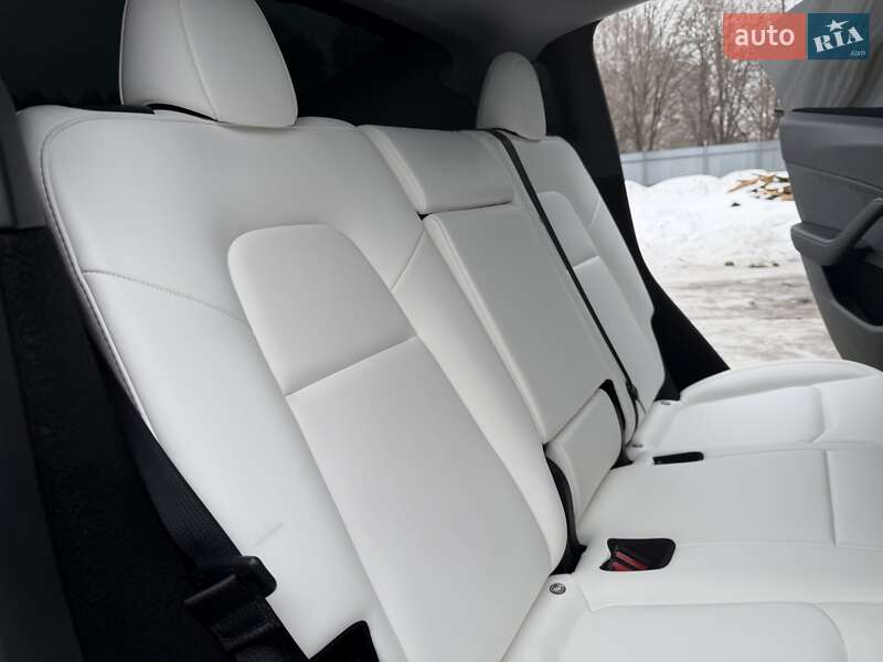 Позашляховик / Кросовер Tesla Model Y 2023 в Трускавці фото 74 Позашляховик / Кросовер Tesla Model Y 2023 в Трускавці
