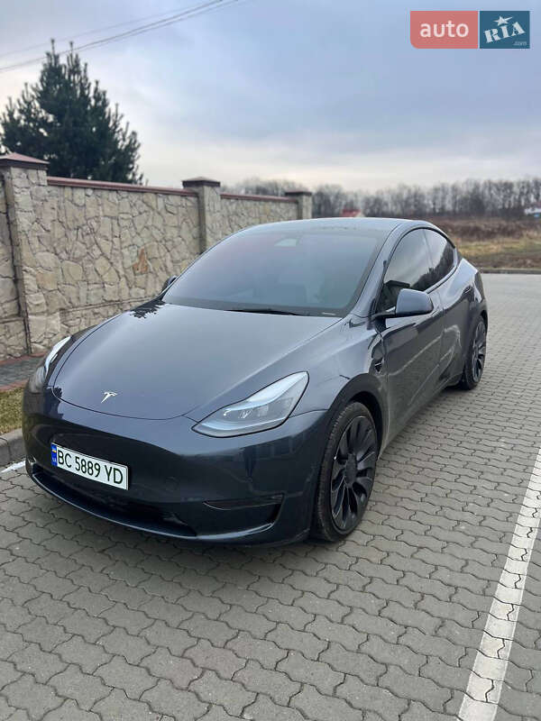 Внедорожник / Кроссовер Tesla Model Y 2021 в Львове