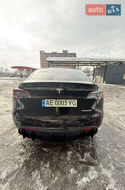 Внедорожник / Кроссовер Tesla Model Y 2022 в Днепре
