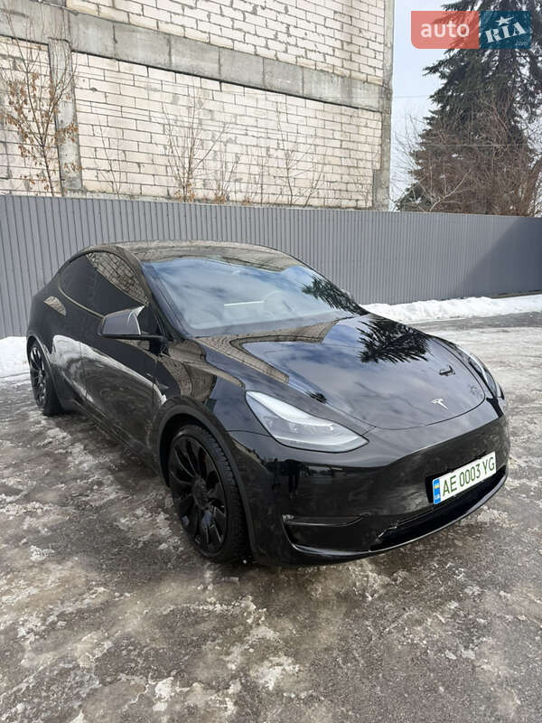 Позашляховик / Кросовер Tesla Model Y 2022 в Дніпрі