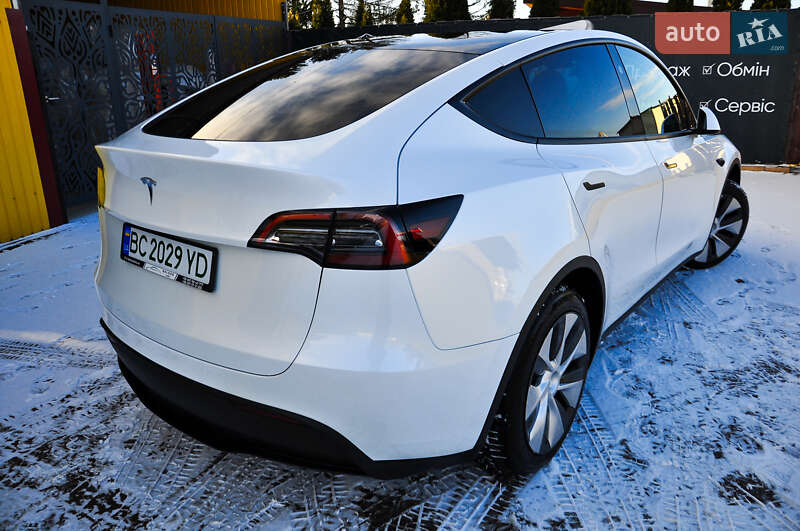 Позашляховик / Кросовер Tesla Model Y 2024 в Трускавці фото 20 Позашляховик / Кросовер Tesla Model Y 2024 в Трускавці