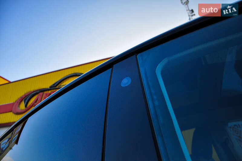 Позашляховик / Кросовер Tesla Model Y 2024 в Трускавці фото 32 Позашляховик / Кросовер Tesla Model Y 2024 в Трускавці