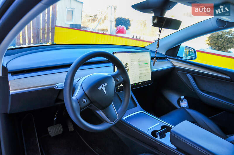 Позашляховик / Кросовер Tesla Model Y 2024 в Трускавці фото 40 Позашляховик / Кросовер Tesla Model Y 2024 в Трускавці