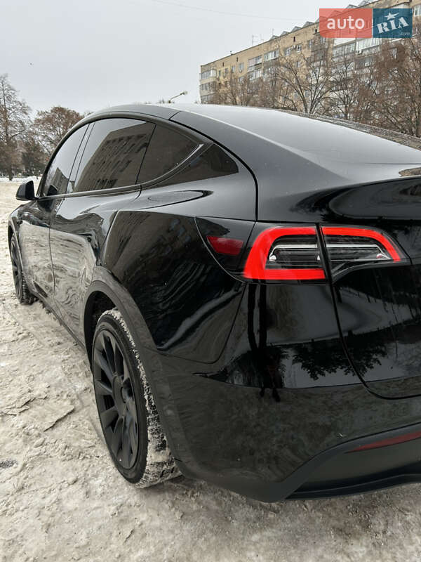 Позашляховик / Кросовер Tesla Model Y 2022 в Запоріжжі фото 5 Позашляховик / Кросовер Tesla Model Y 2022 в Запоріжжі