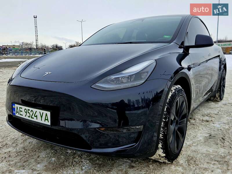 Tesla Model Y 2024 Tesla Model Y 2024