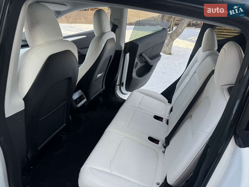 Внедорожник / Кроссовер Tesla Model Y 2023 в Верховине фото 13 Внедорожник / Кроссовер Tesla Model Y 2023 в Верховине