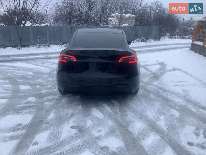 Внедорожник / Кроссовер Tesla Model Y 2021 в Обухове фото 5 Внедорожник / Кроссовер Tesla Model Y 2021 в Обухове