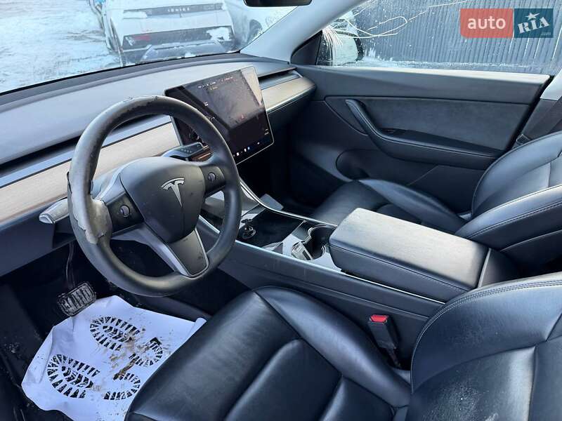 Внедорожник / Кроссовер Tesla Model Y 2020 в Луцке