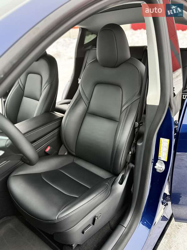 Позашляховик / Кросовер Tesla Model Y 2023 в Києві