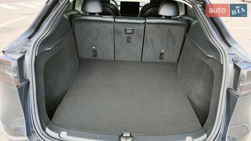 Внедорожник / Кроссовер Tesla Model Y 2025 в Житомире