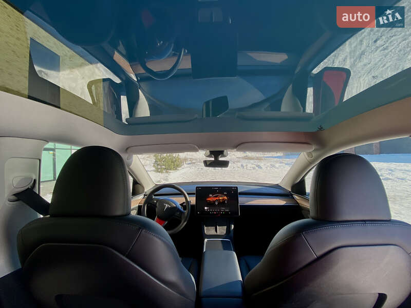 Позашляховик / Кросовер Tesla Model Y 2023 в Хмельницькому фото 12 Позашляховик / Кросовер Tesla Model Y 2023 в Хмельницькому