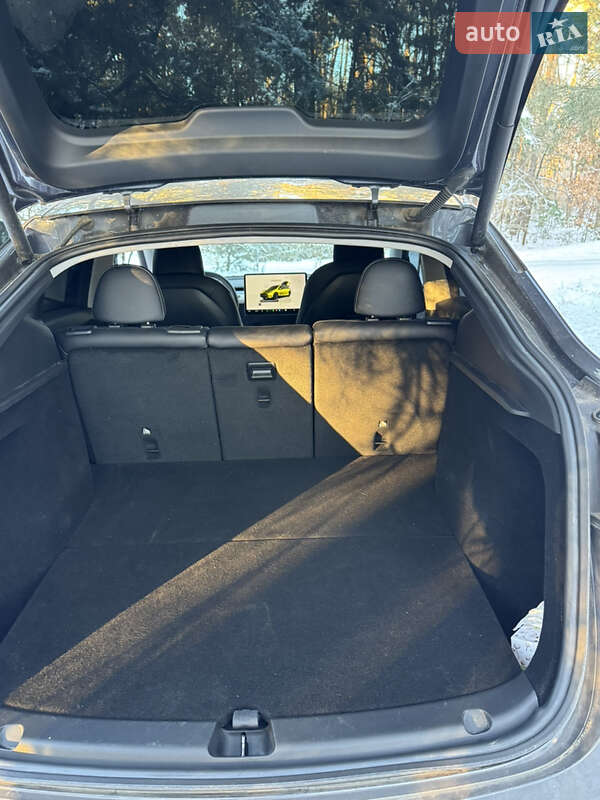 Внедорожник / Кроссовер Tesla Model Y 2023 в Василькове