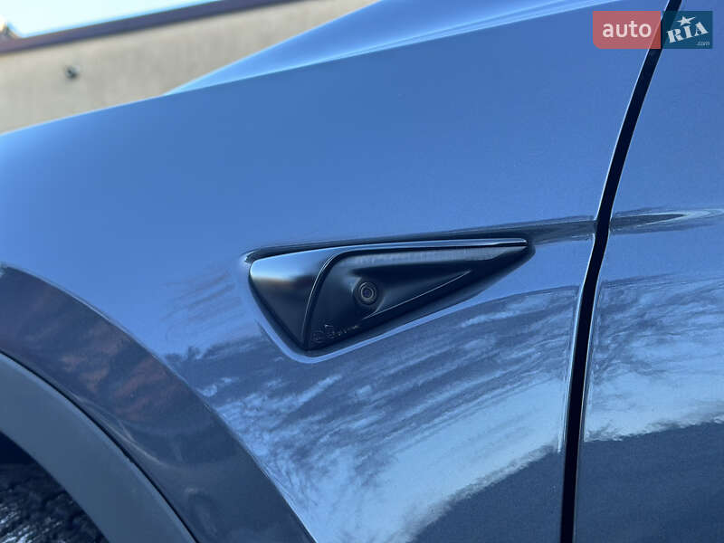 Позашляховик / Кросовер Tesla Model Y 2021 в Ковелі