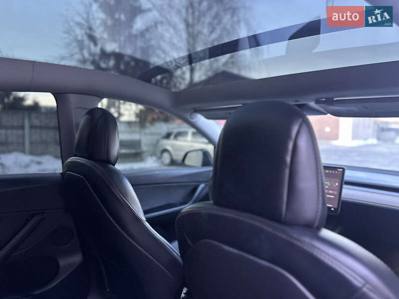 Позашляховик / Кросовер Tesla Model Y 2021 в Ковелі