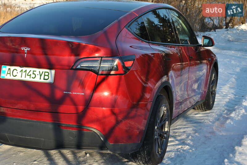 Позашляховик / Кросовер Tesla Model Y 2024 в Луцьку