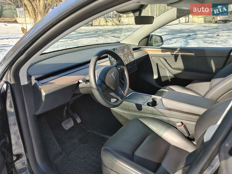 Внедорожник / Кроссовер Tesla Model Y 2024 в Одессе