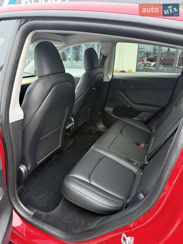 Позашляховик / Кросовер Tesla Model Y 2023 в Хусті фото 10 Позашляховик / Кросовер Tesla Model Y 2023 в Хусті