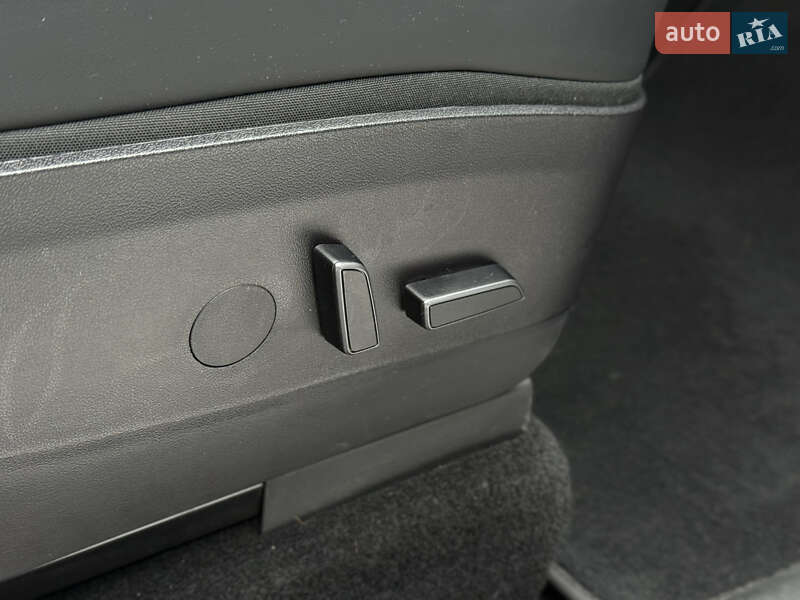 Внедорожник / Кроссовер Tesla Model Y 2023 в Ивано-Франковске фото 10 Внедорожник / Кроссовер Tesla Model Y 2023 в Ивано-Франковске