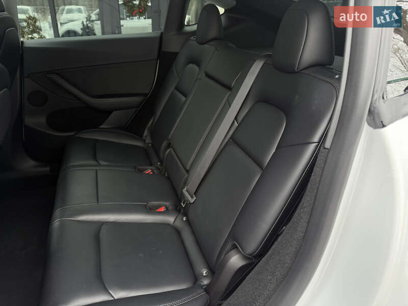 Внедорожник / Кроссовер Tesla Model Y 2023 в Ивано-Франковске фото 16 Внедорожник / Кроссовер Tesla Model Y 2023 в Ивано-Франковске