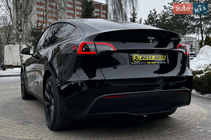 Позашляховик / Кросовер Tesla Model Y 2023 в Львові