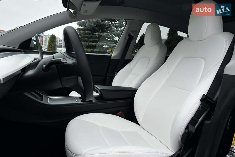Позашляховик / Кросовер Tesla Model Y 2023 в Львові