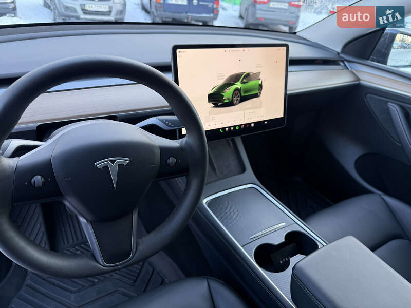 Внедорожник / Кроссовер Tesla Model Y 2024 в Киеве фото 10 Внедорожник / Кроссовер Tesla Model Y 2024 в Киеве