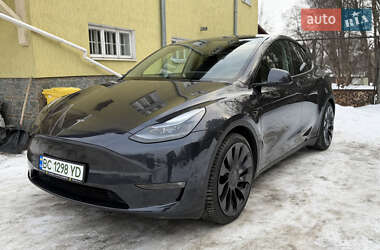 Внедорожник / Кроссовер Tesla Model Y 2024 в Львове