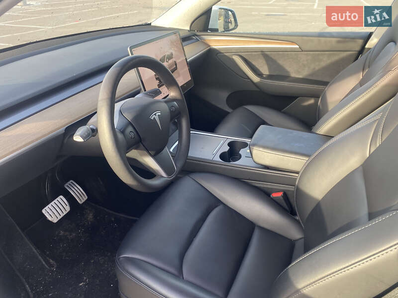 Внедорожник / Кроссовер Tesla Model Y 2023 в Днепре