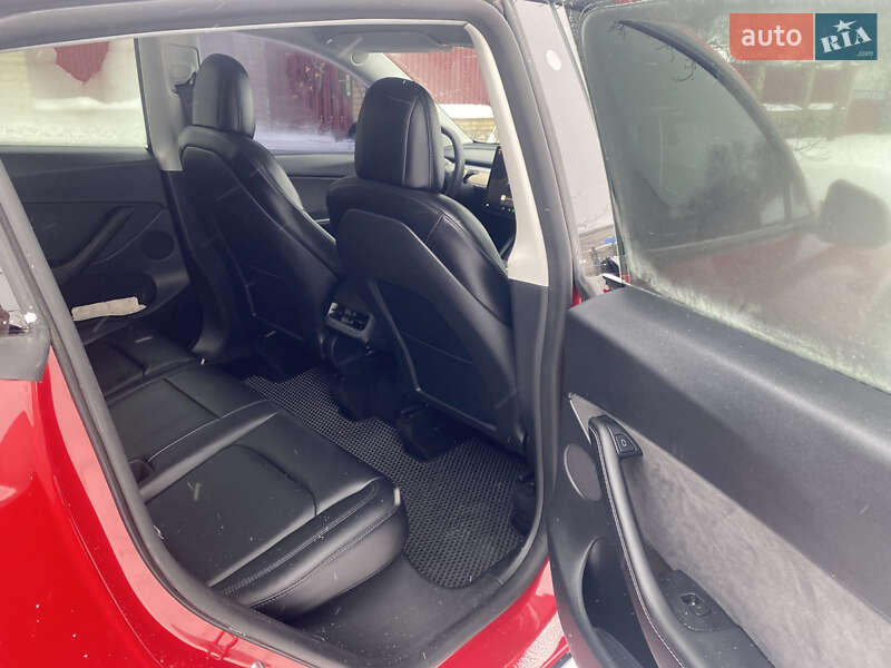 Внедорожник / Кроссовер Tesla Model Y 2022 в Тараще