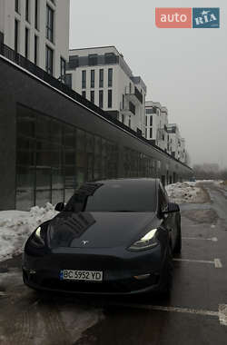 Внедорожник / Кроссовер Tesla Model Y 2022 в Львове