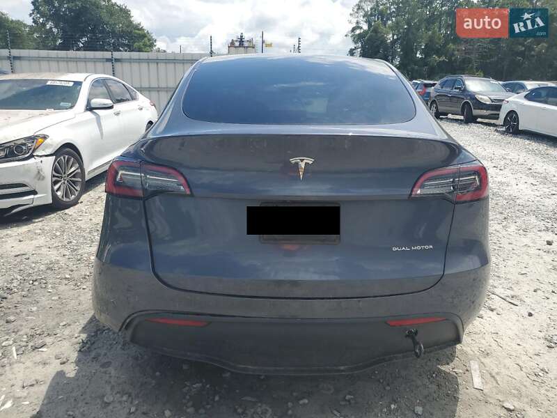 Внедорожник / Кроссовер Tesla Model Y 2023 в Киеве