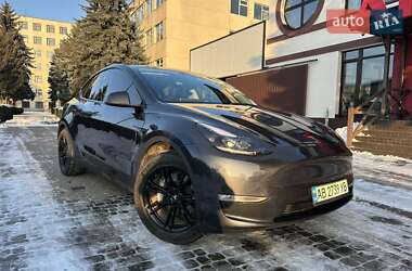 Позашляховик / Кросовер Tesla Model Y 2024 в Вінниці