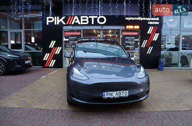 Позашляховик / Кросовер Tesla Model Y 2022 в Львові