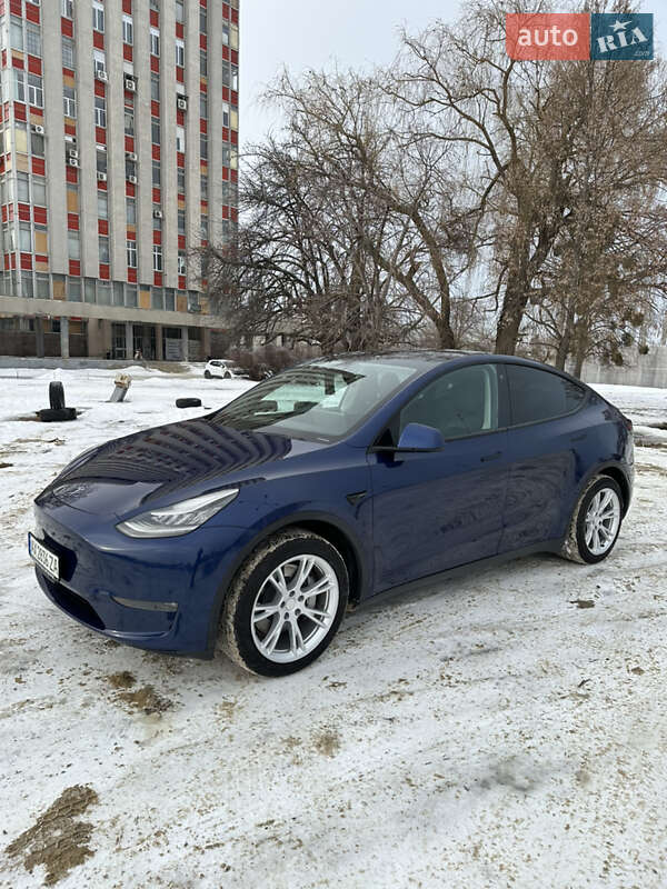 Позашляховик / Кросовер Tesla Model Y 2020 в Харкові