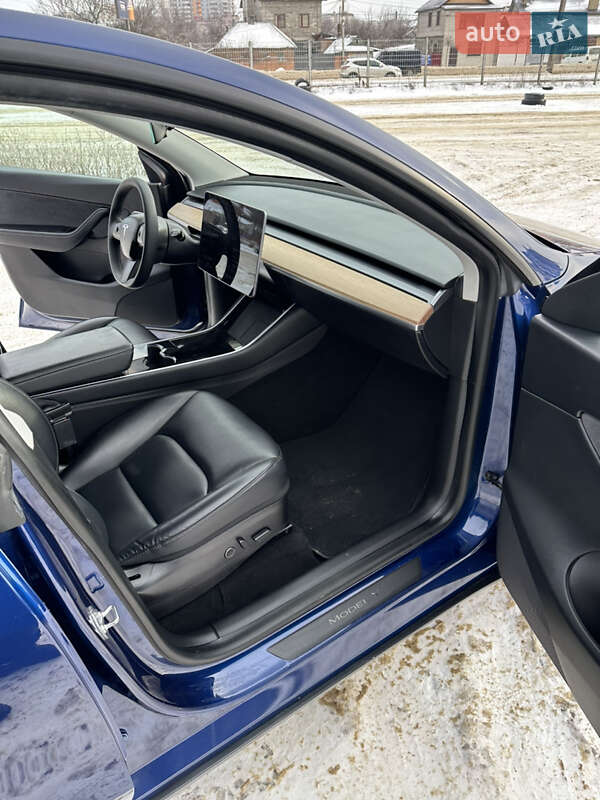 Позашляховик / Кросовер Tesla Model Y 2020 в Харкові