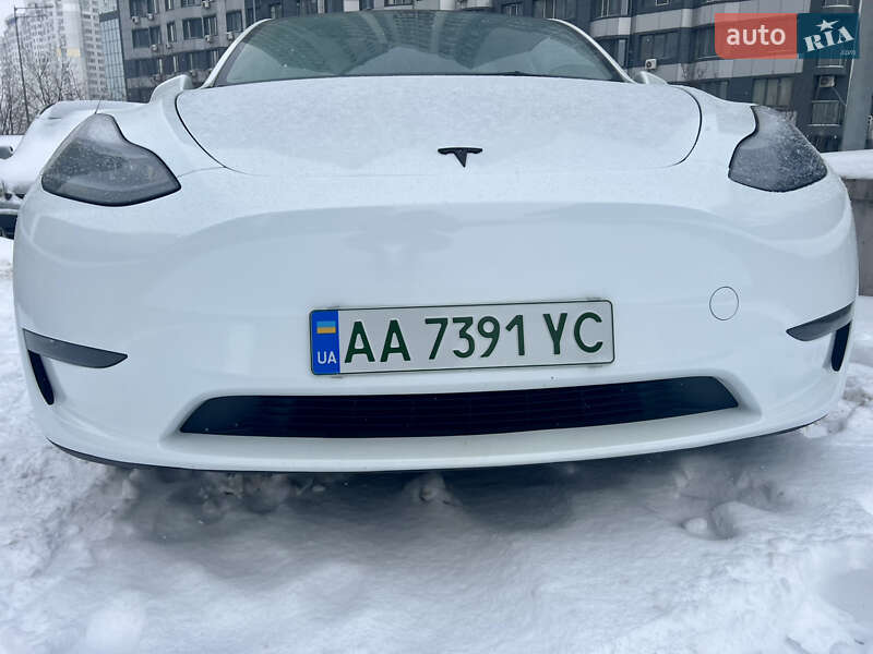 Внедорожник / Кроссовер Tesla Model Y 2023 в Киеве