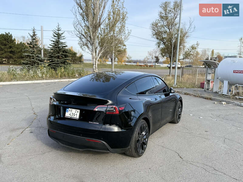 Позашляховик / Кросовер Tesla Model Y 2022 в Дніпрі