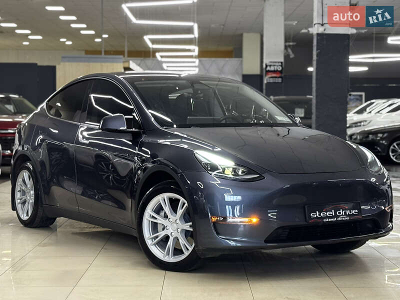 Внедорожник / Кроссовер Tesla Model Y 2023 в Николаеве