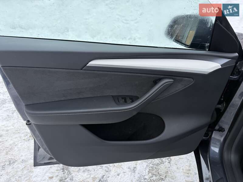 Внедорожник / Кроссовер Tesla Model Y 2023 в Белой Церкви