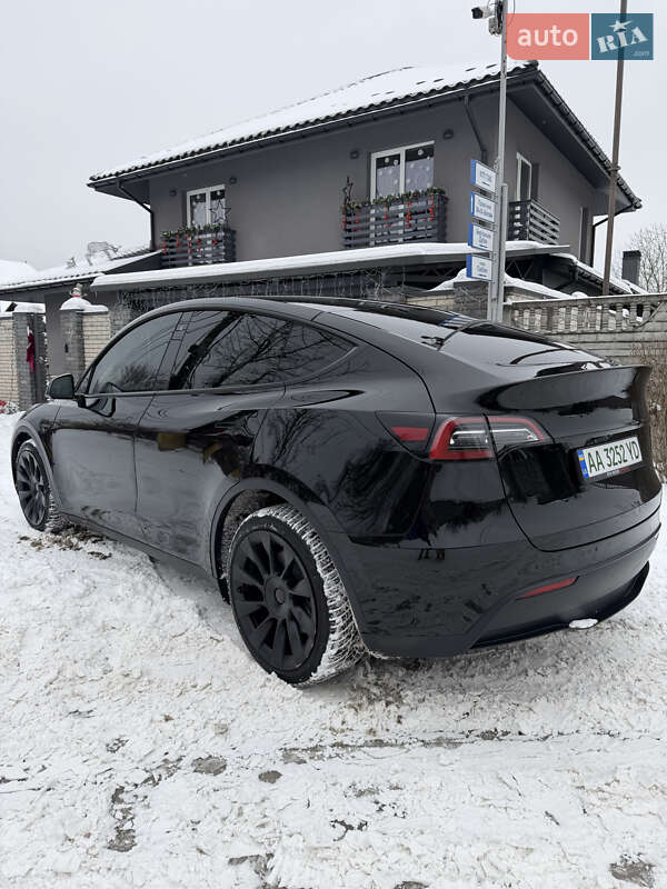 Позашляховик / Кросовер Tesla Model Y 2022 в Києві