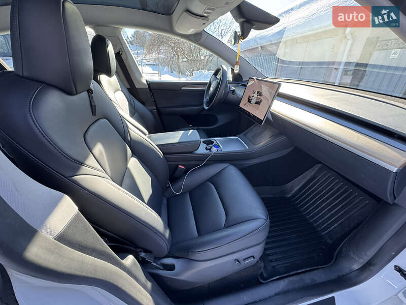 Внедорожник / Кроссовер Tesla Model Y 2023 в Киеве фото 8 Внедорожник / Кроссовер Tesla Model Y 2023 в Киеве