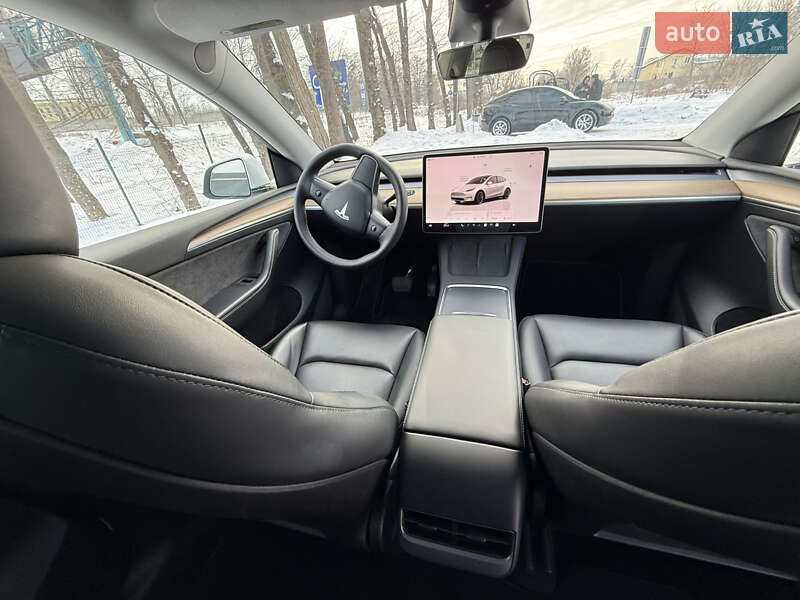 Позашляховик / Кросовер Tesla Model Y 2023 в Львові