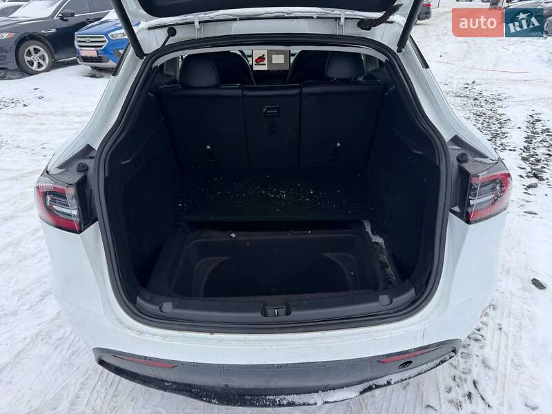 Позашляховик / Кросовер Tesla Model Y 2022 в Луцьку